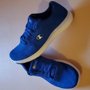 New Champion Blue Men's  Size 7.5